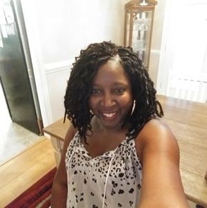 Meet your Posher, Charlotte